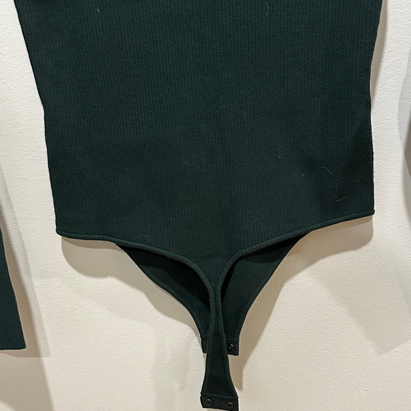 Babaton Deep Green Turtleneck Sweater - Picture 9 of 11